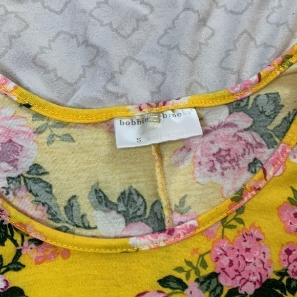 Floral Print Top - Picture 4 of 5